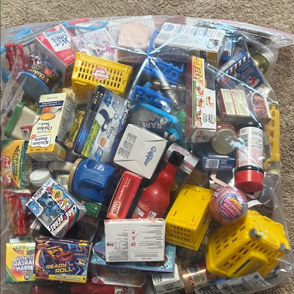 Assorted Miniature Toy Set - Picture 2 of 4